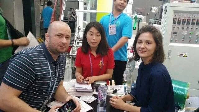 Reunión con el gerente de la fábrica